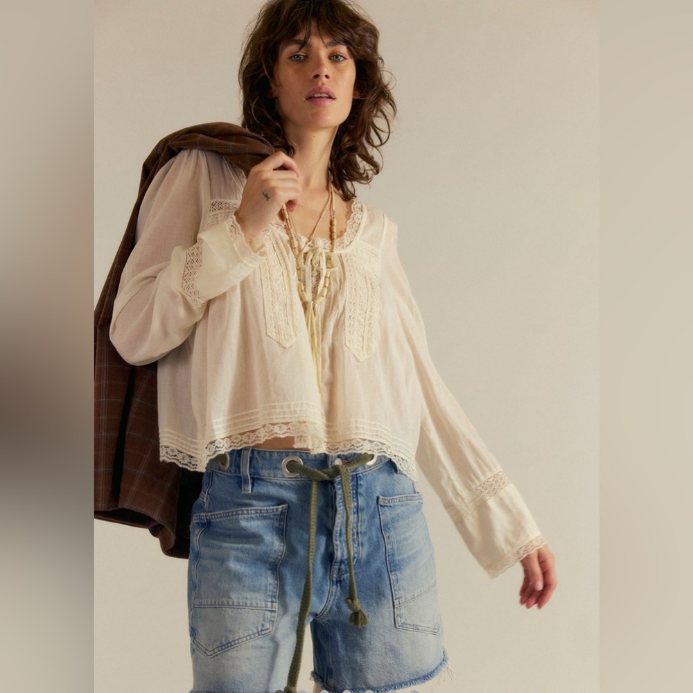 Free People Forevermore Long-sleeve Lace Detail Blouse NWOT - Picture 7 of 16